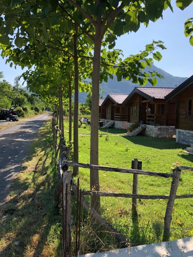 Orahovo Cottages Вирпазар Экстерьер фото