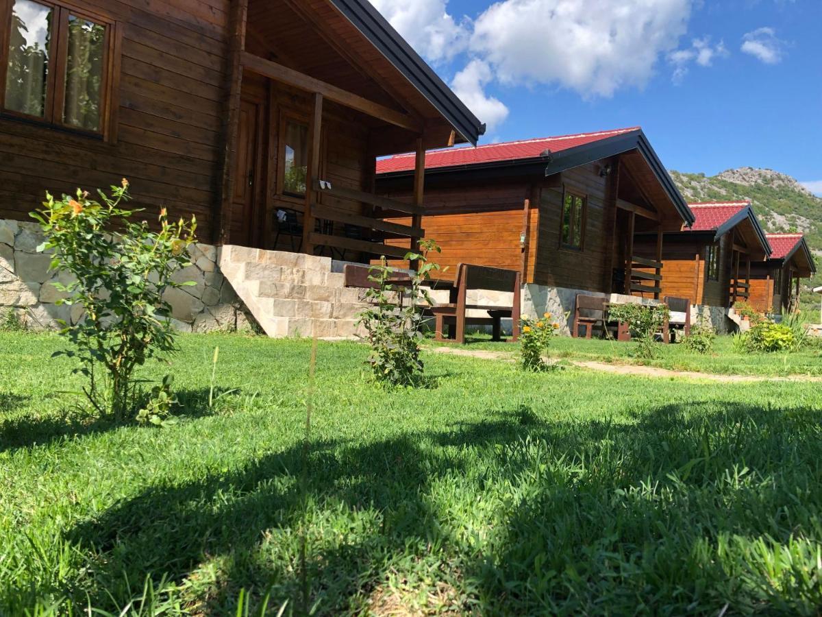 Orahovo Cottages Вирпазар Экстерьер фото
