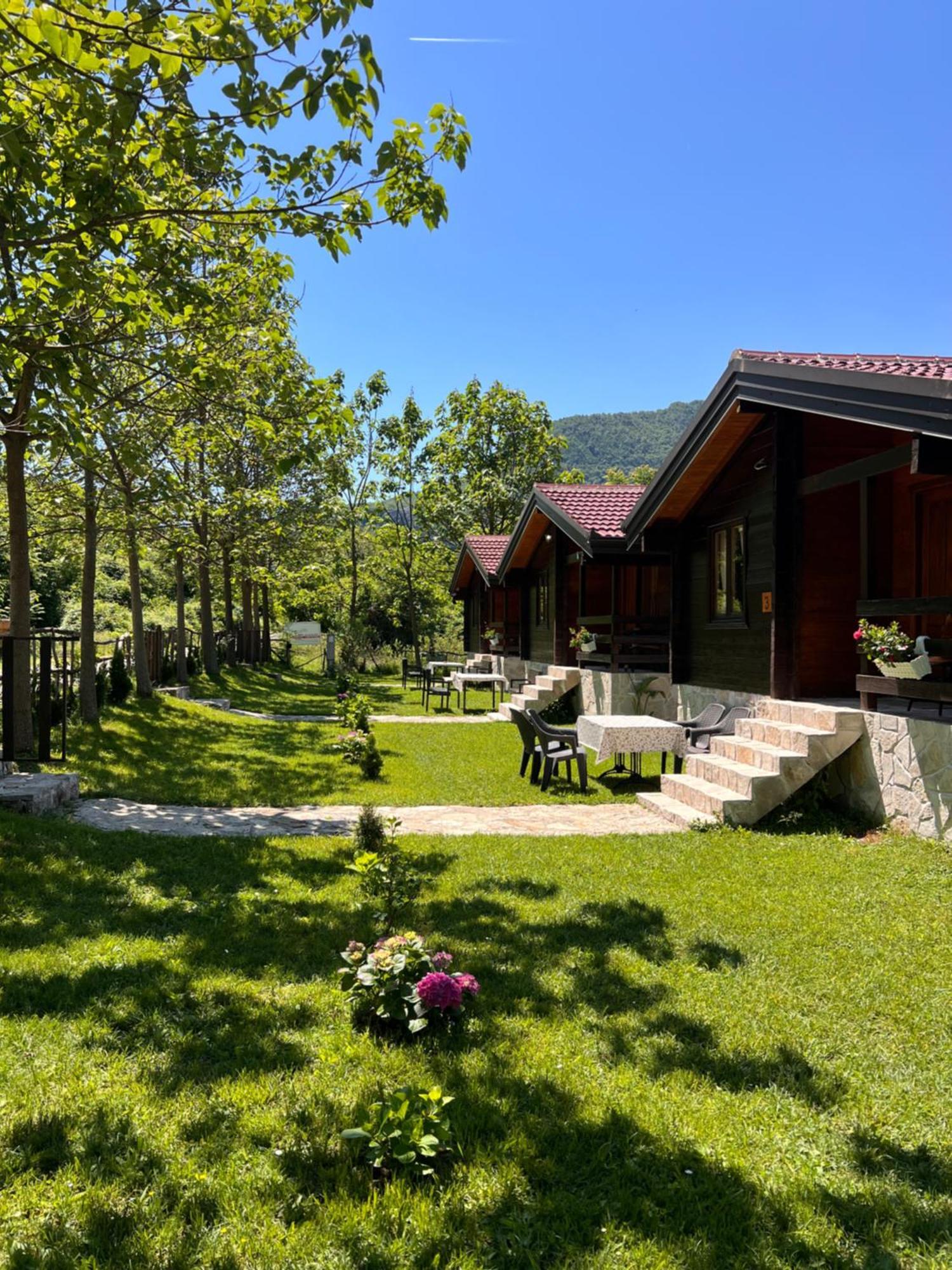 Orahovo Cottages Вирпазар Экстерьер фото