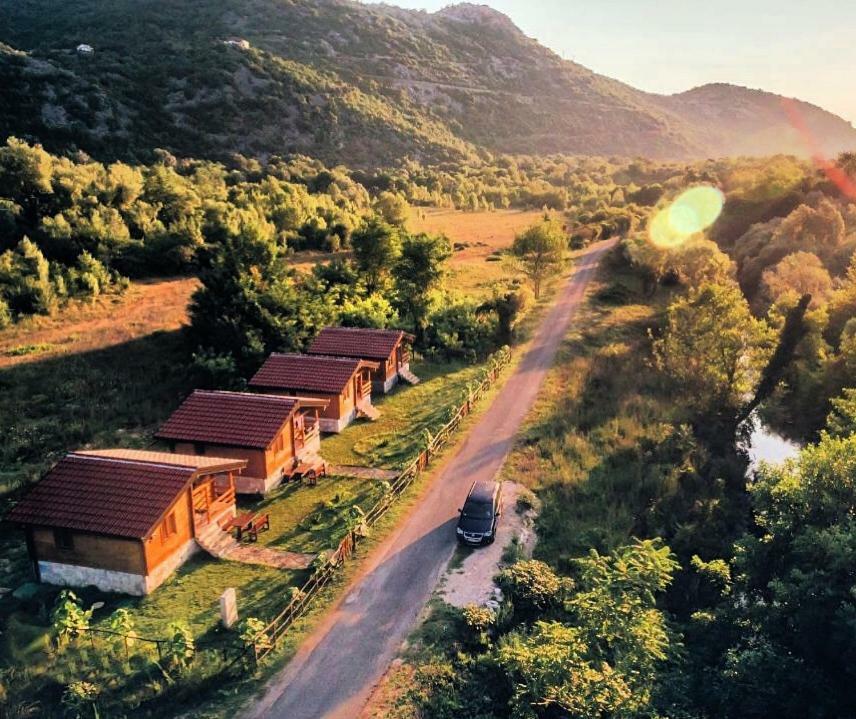 Orahovo Cottages Вирпазар Экстерьер фото